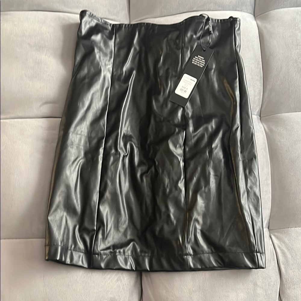 “Fashion Nova- Faux Leather Skirt size small” - Picture 1 of 6